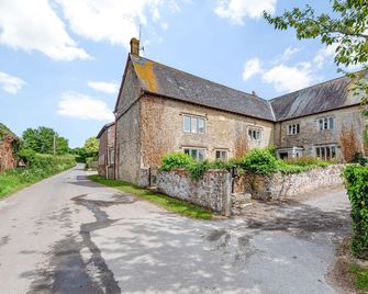 Lower Fifehead Farm - Sturminster Newton