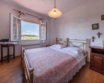 Agriturismo Quercetelli - Castiglione del Lago - Habitación