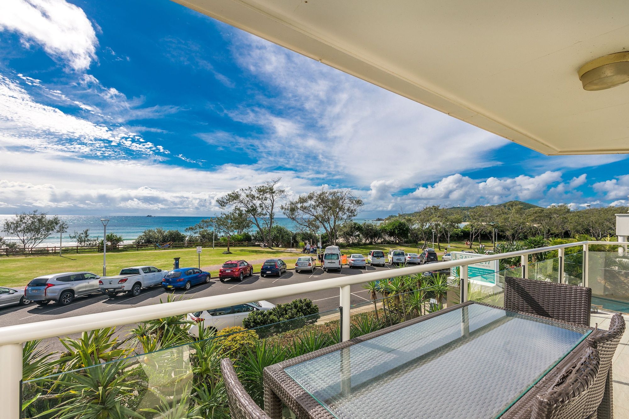 Bayview Beachfront Apartments, in town right on the beach - Byron Bay