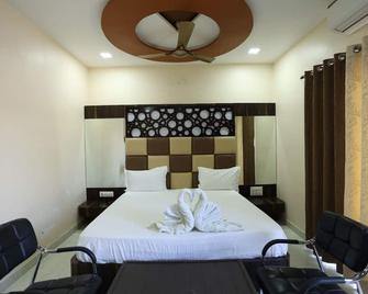 Ishwar Nain Hotel - Deogarh - Habitación