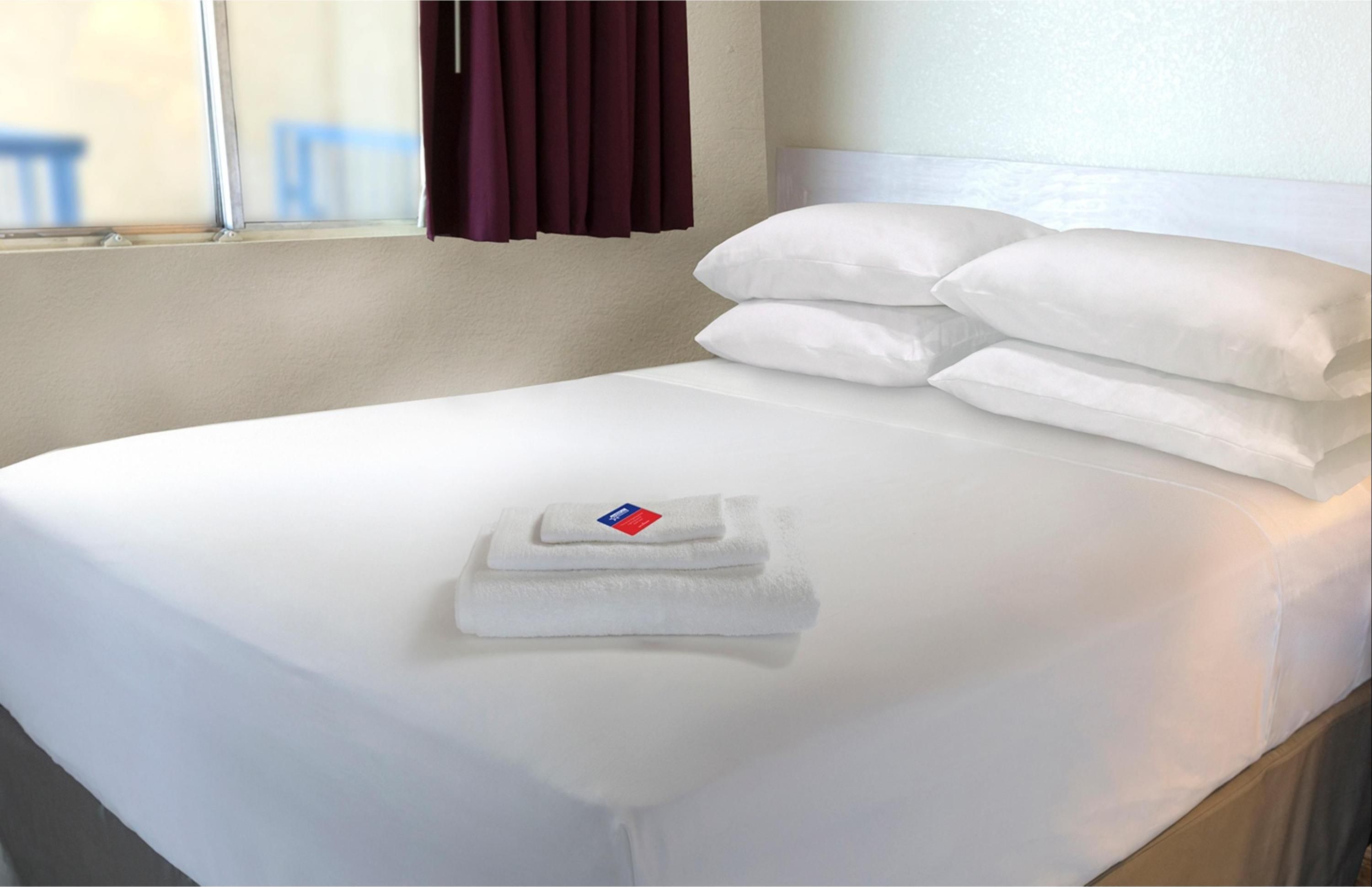 Americas Best Value Inn & Suites San Antonio Arena District - סן אנטוניו - חדר שינה