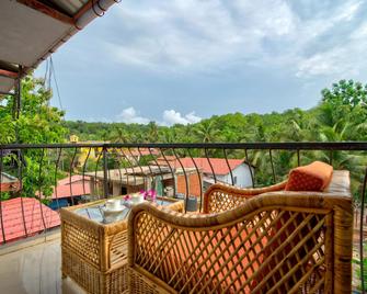 Hotel 69 - Saligao - Balkon