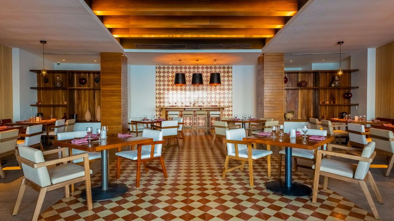 Hilton Vallarta Riviera Resort,Puerto Vallarta