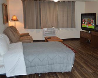 A1 Motel And Campground - Bassano - Bedroom