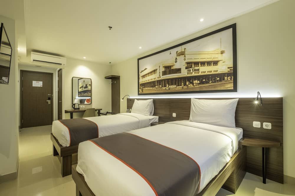 Collection O Hotel Pasar Baru Heritage - Bandung - Kamar Tidur