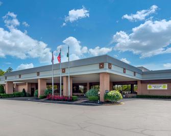 Quality Inn Exit 4 - Clarksville - Rakennus