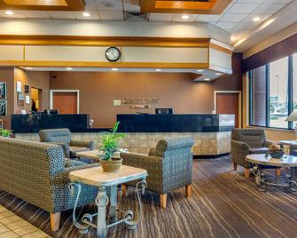Quality Inn Exit 4 - Clarksville - Lobby