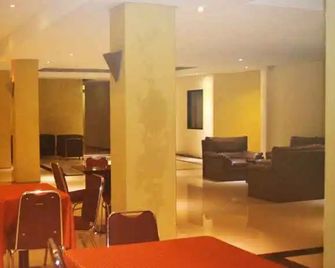 Dgria Hotel Serang by Tripletree - Serang City