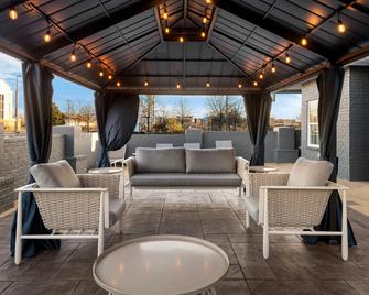 Spark by Hilton Oxford - Oxford - Patio