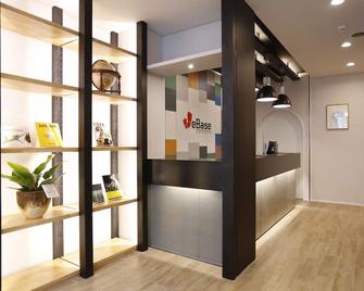 ويبيز هاكاتا هوستل - فوكوكا - أفضل طعام