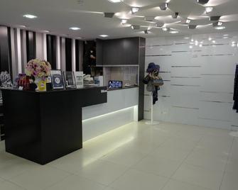 @Sakon Hotel - Sakon Nakhon - Front desk