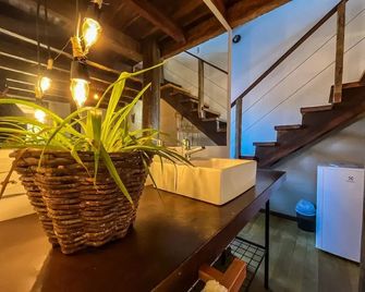 Sape Guest Hotel - Imbituba - Сходи