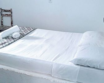 Pousada & Hostel Interligado Tiririca - איטקארה (אילוז-איטבונה) - חדר שינה