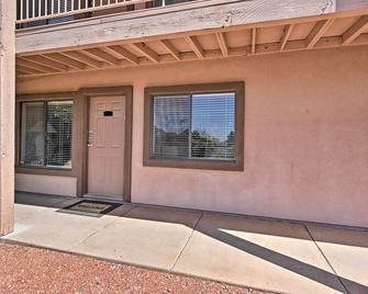 South Sedona Condo w/ Pool Access - Walk to Shops! - Sedona