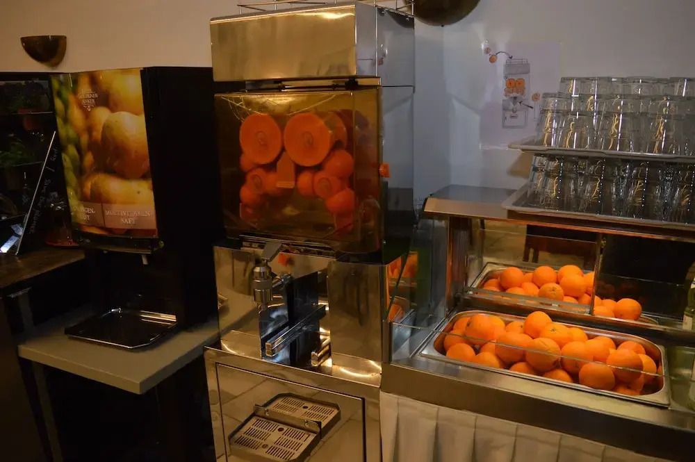 Boardinghaus Zu Coburg Residenz - Coburg - Buffet