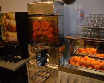 Boardinghaus Zu Coburg Residenz - Coburgo - Bufé