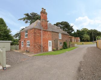 The Cottage - Skegness - Building