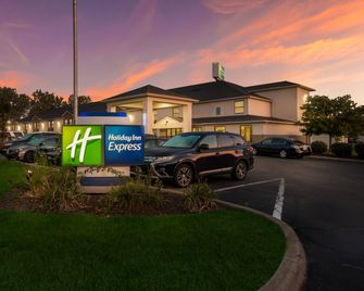 Holiday Inn Express London-I-70 By IHG - London - Building