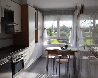 Relax in Gijon. Comfort and views VUT 3414 AS - Gijón - Kitchen