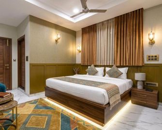 Hotel Stay Grand - Khammam - Bedroom