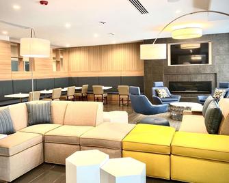 Microtel Inn & Suites by Wyndham Warsaw - Warsaw - Lounge