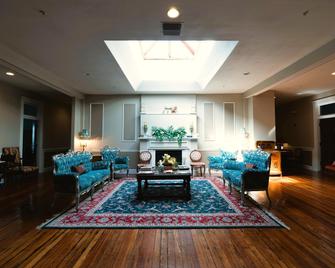 Oak Park Inn By OYO - Arcadia - Sala de estar