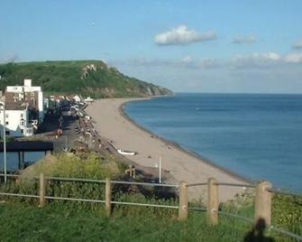 Harepath Holidays Limited - Seaton - Beach