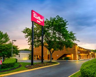 Red Roof Inn Edgewood - Edgewood - Gebäude