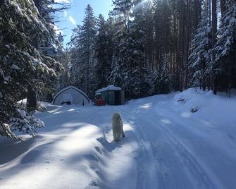 Tiny House on the River with Wifi, Sauna and Hot Tub. - Burk's Falls - Property amenity