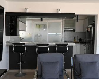 Departamento Moderno cerca a Playa Blanca - Punta Hermosa - Kitchen