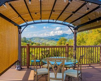Sunset Lookout Mountain Villa, Meadows, - Coarsegold - Balcony
