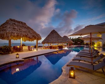 أمية ريزورت آند أدفينشرز - Maya Beach - غرفة نوم