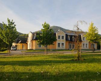 Lazne Evzenie - Klášterec nad Ohří - Gebouw