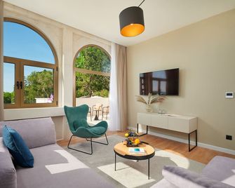 Hotel Moeesy, Blue & Green Oasis - Hvar - Sala de estar