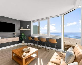 Beach Front Ocean View Condo - Top Of The Gulf 523 - Panama City Beach - Sala de estar