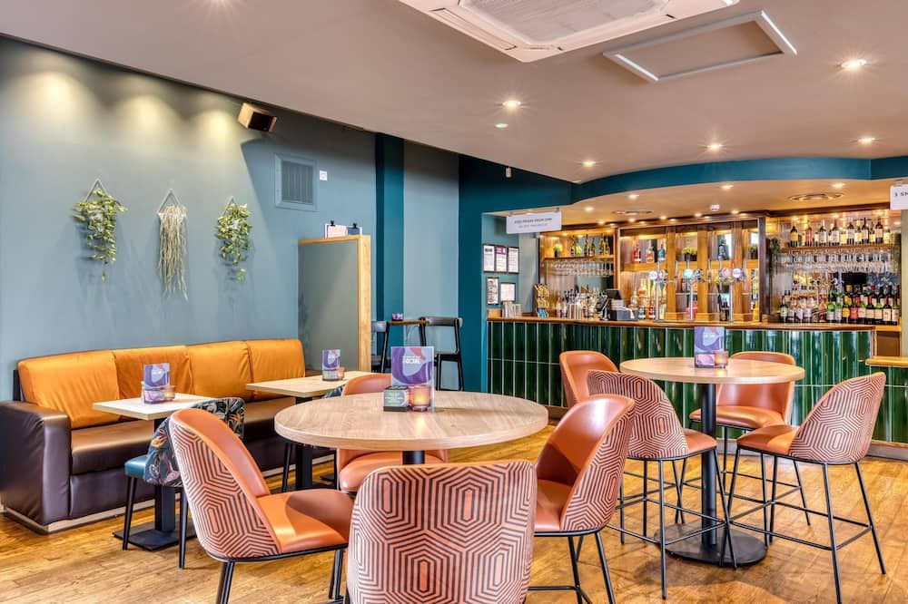 Premier Inn Sheffield City Centre Angel St - שפילד - מסעדה