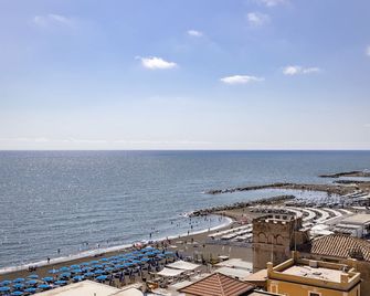 Hotel Villa Margherita - Ladispoli - Lobby