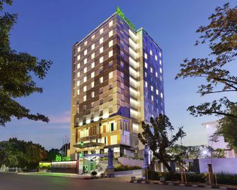 ibis Styles Makassar Sam Ratulangi - Makassar - Bina