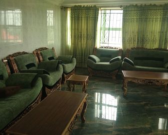 Ekulu Greens Classic Suites - Enugu - Lounge