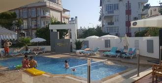 Esperanza Hotel - Antalya - Piscina