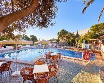Gavimar Cala Gran Hotel and Apartments - Cala d'Or - Pool
