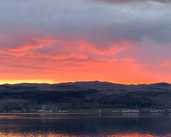 Thistle House Guest House - Cairndow - Vista esterna