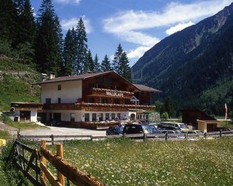 Hotel Waldcafe - Neustift im Stubaital - Gebouw