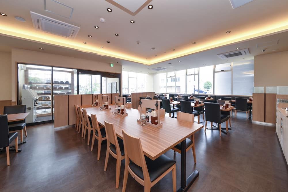 جاي آرٕإ ن نشيتوسي - تشيتوز - مطعم