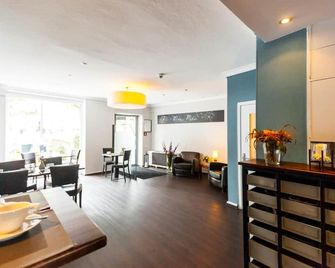 هوتل أم روتنباوم - هامبورغ - مطعم