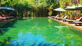 La Niche D'angkor Boutique Hotel - Siem Reap - Bể bơi