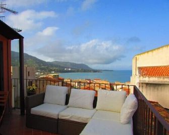 Arias - la suite del Duomo - Cefalù - Balcone