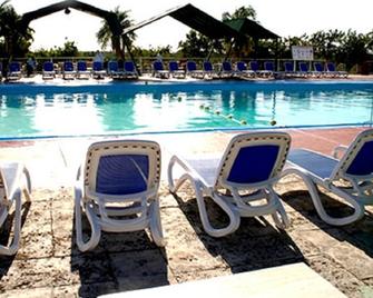 Islazul Las Tunas - Las Tunas - Pool