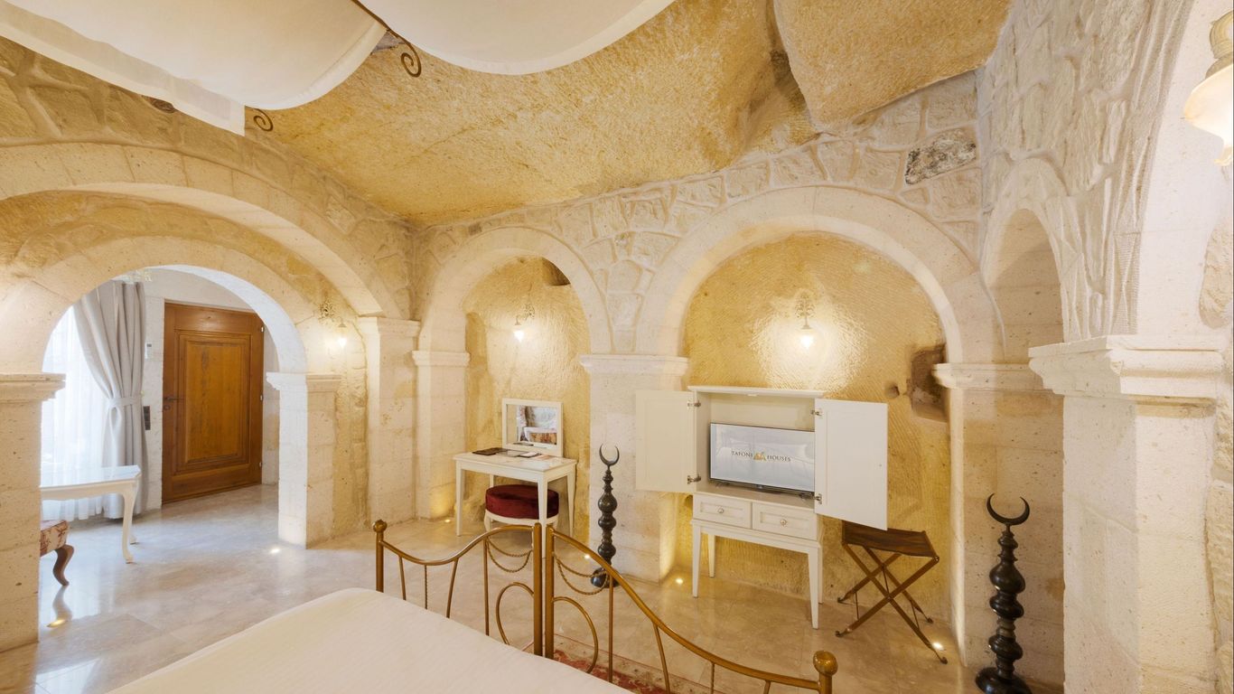 Tafoni Houses Cave Hotel