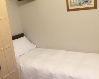 The Loco - Doncaster - Bedroom